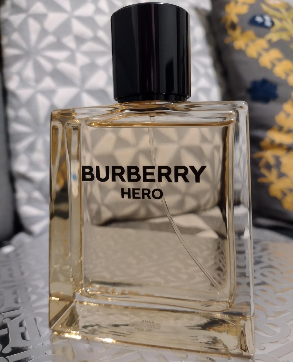 Burberry Hero Eau de Toilette(100ml)